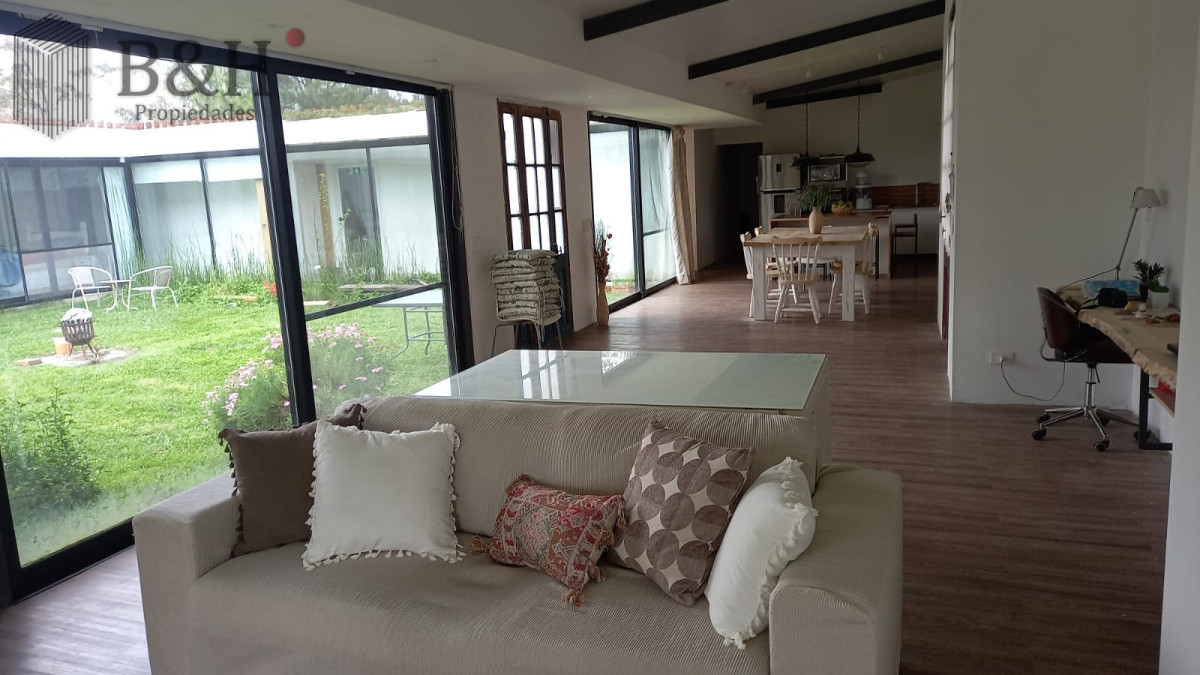 Casa ID.5410 - Alquiler y venta de casa de 4 dormitorios en Barrio Privado El Quijote