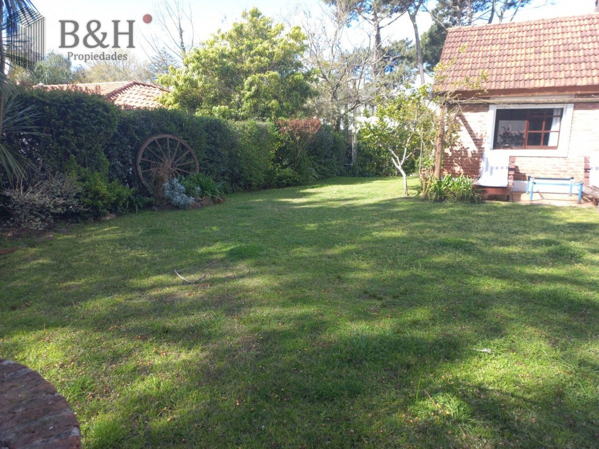 Casa ID.1526 - Alquiler y venta de casa de 3 dormitorios en Punta del Este