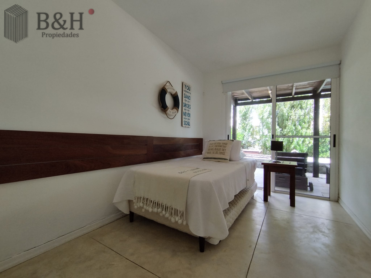 Casa ID.4104 - Casa en Venta, Manantiales, Maldonado.