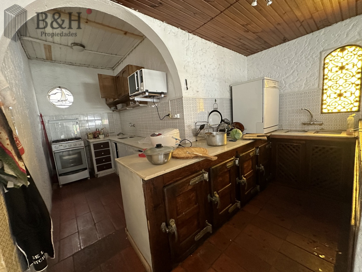 Casa ID.3655 - Casa de 7 dormitorios en venta en Punta del Este
