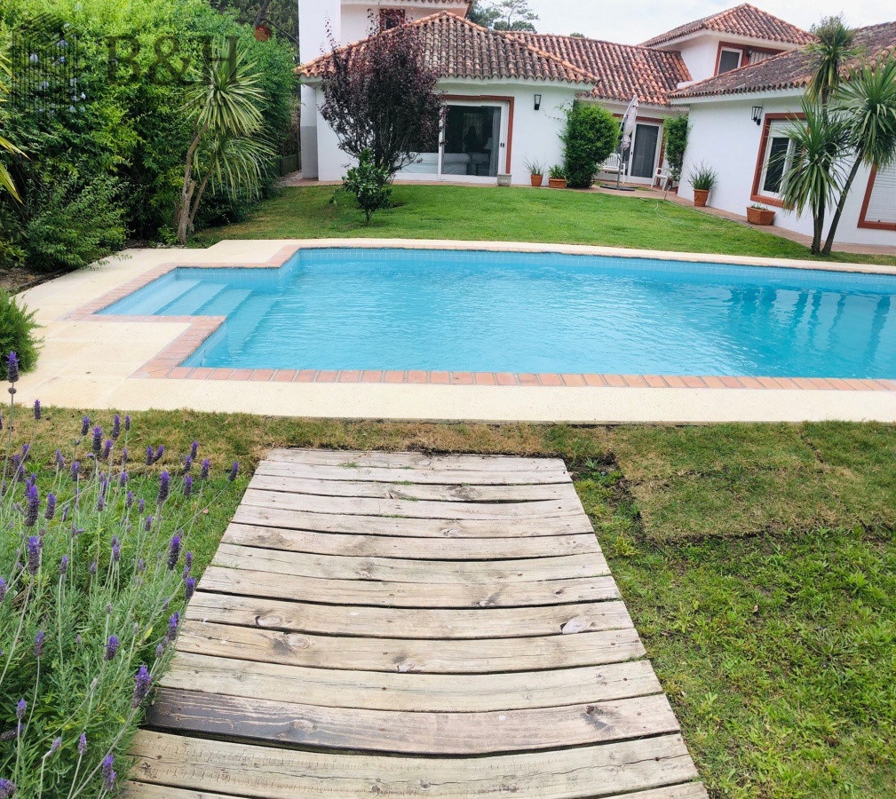 Casa ID.5475 - Alquiler y venta de casa en San Rafael