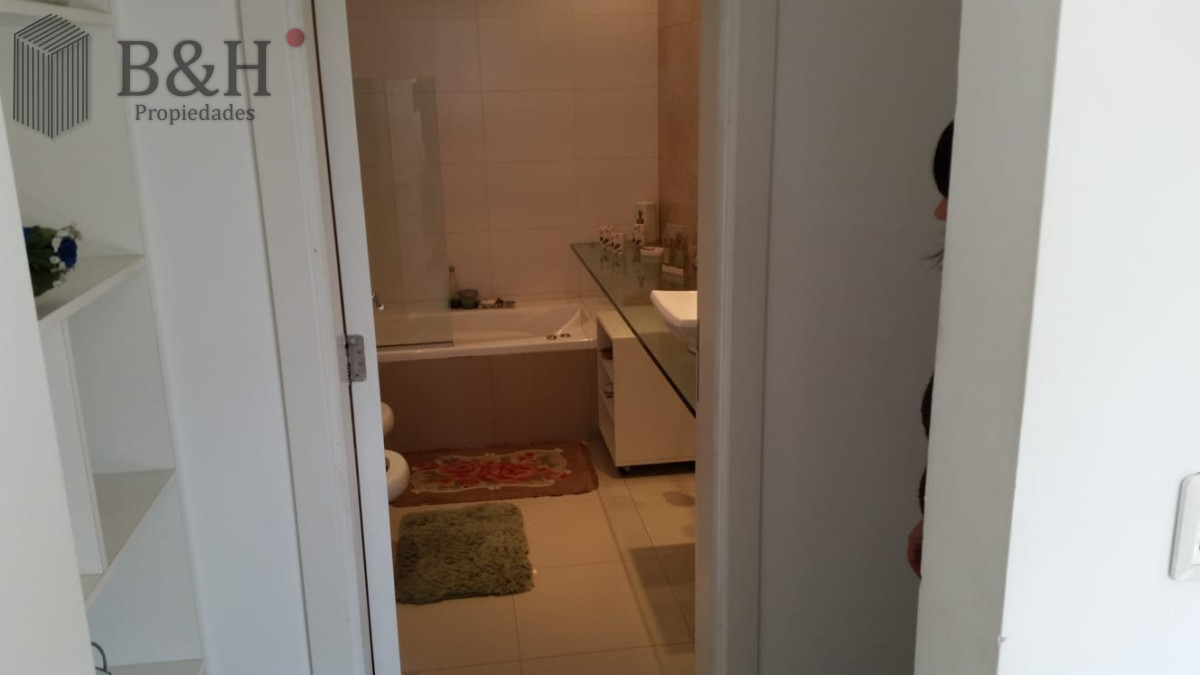 Casa ID.3971 -  Casa de 6 drm en venta. Con renta de USD 3000 en Punta del Este