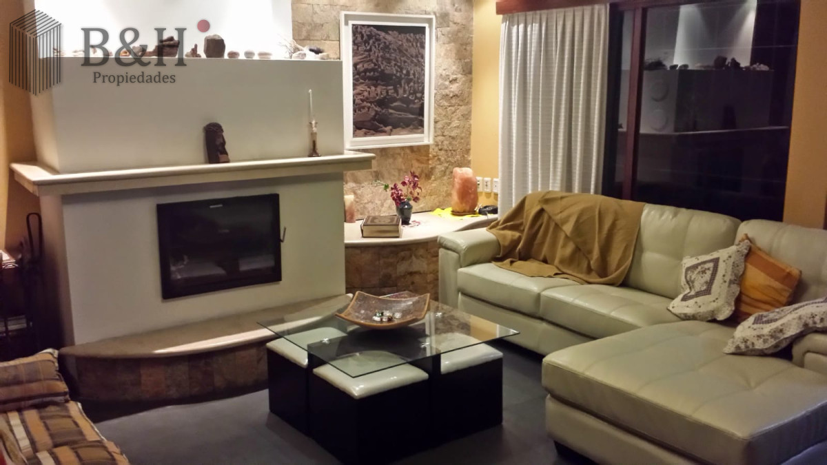 Casa ID.3971 -  Casa de 6 drm en venta. Con renta de USD 3000 en Punta del Este