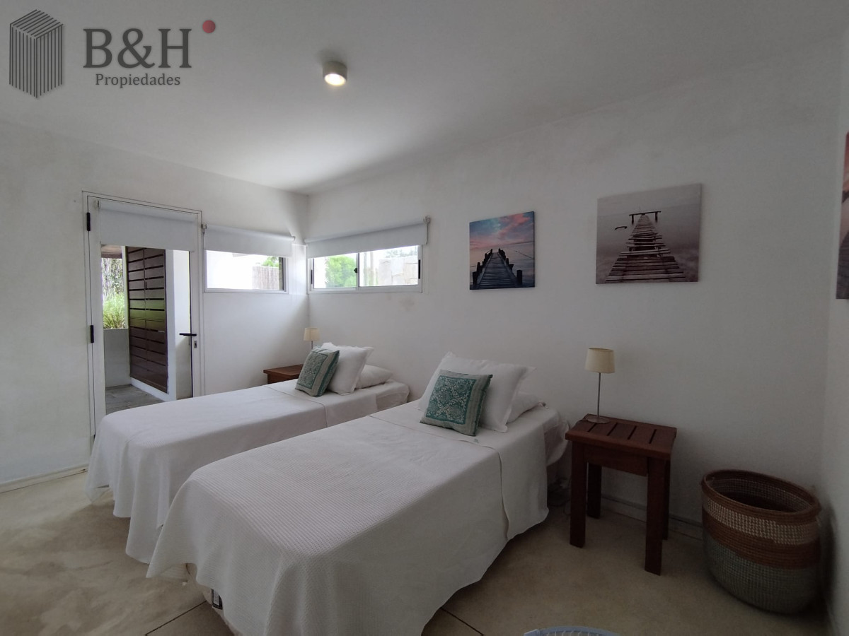 Casa ID.4104 - Casa en Venta, Manantiales, Maldonado.