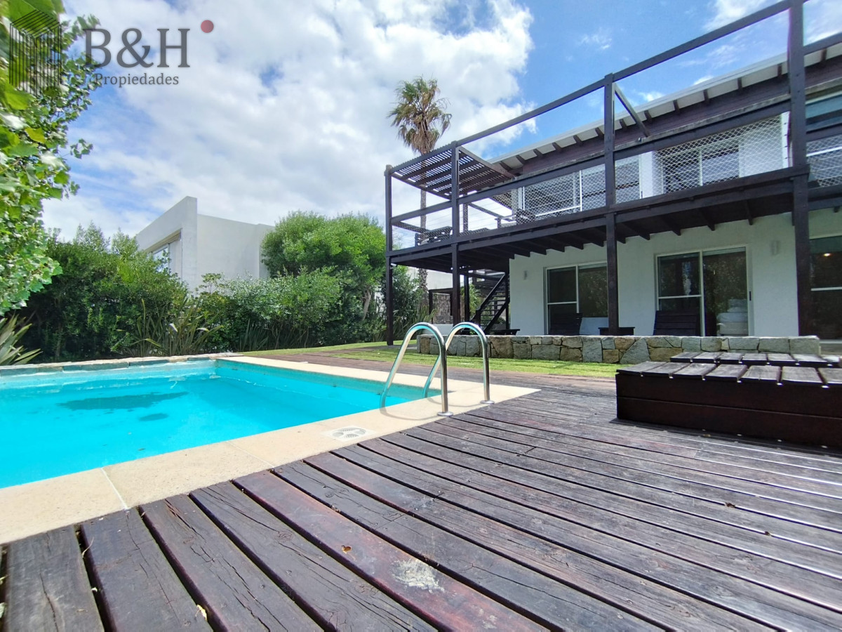 Casa ID.4104 - Casa en Venta, Manantiales, Maldonado.