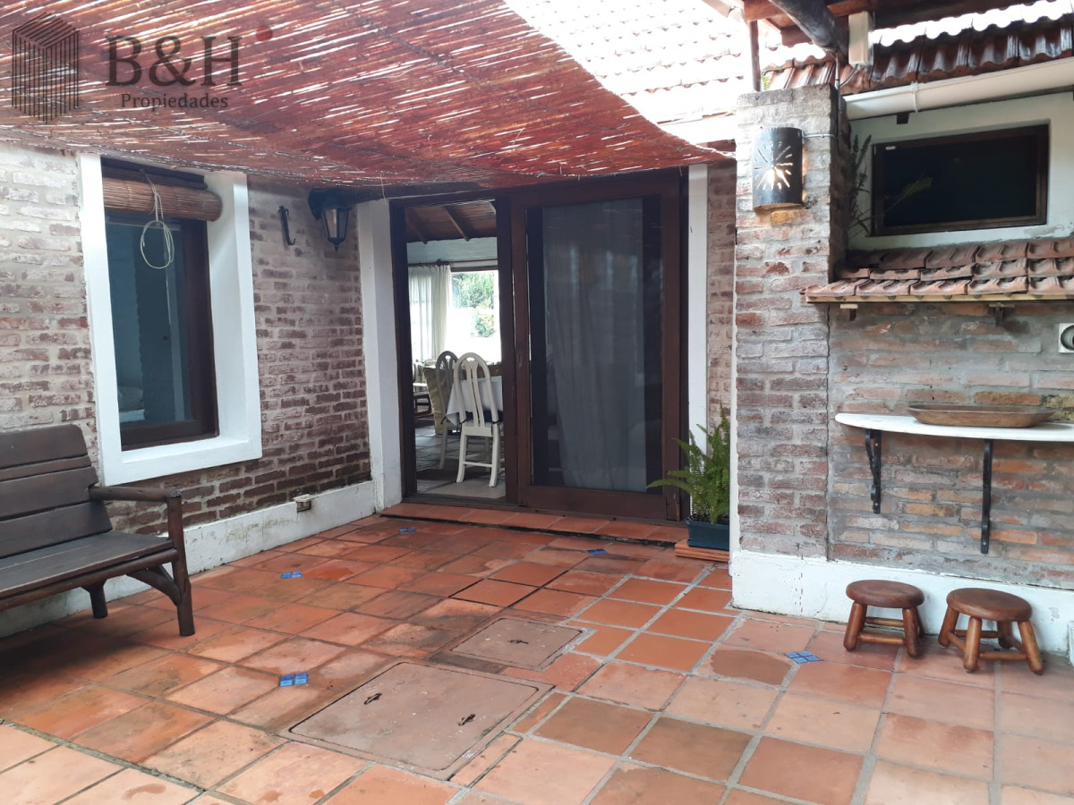 Casa ID.1526 - Alquiler y venta de casa de 3 dormitorios en Punta del Este