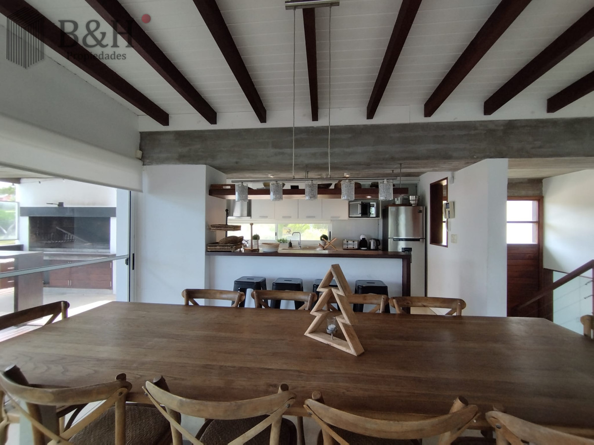 Casa ID.4104 - Casa en Venta, Manantiales, Maldonado.