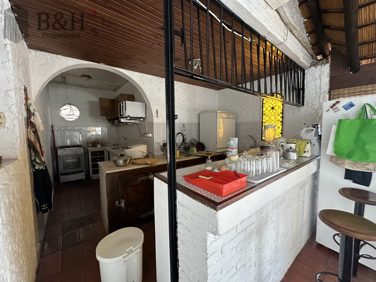 Casa ID.3655 - Casa de 7 dormitorios en venta en Punta del Este