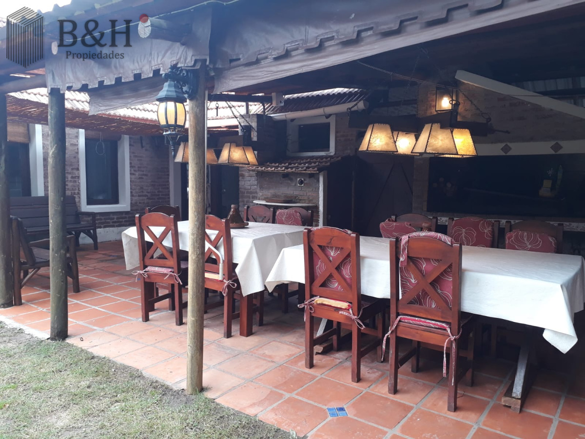 Casa ID.1526 - Alquiler y venta de casa de 3 dormitorios en Punta del Este