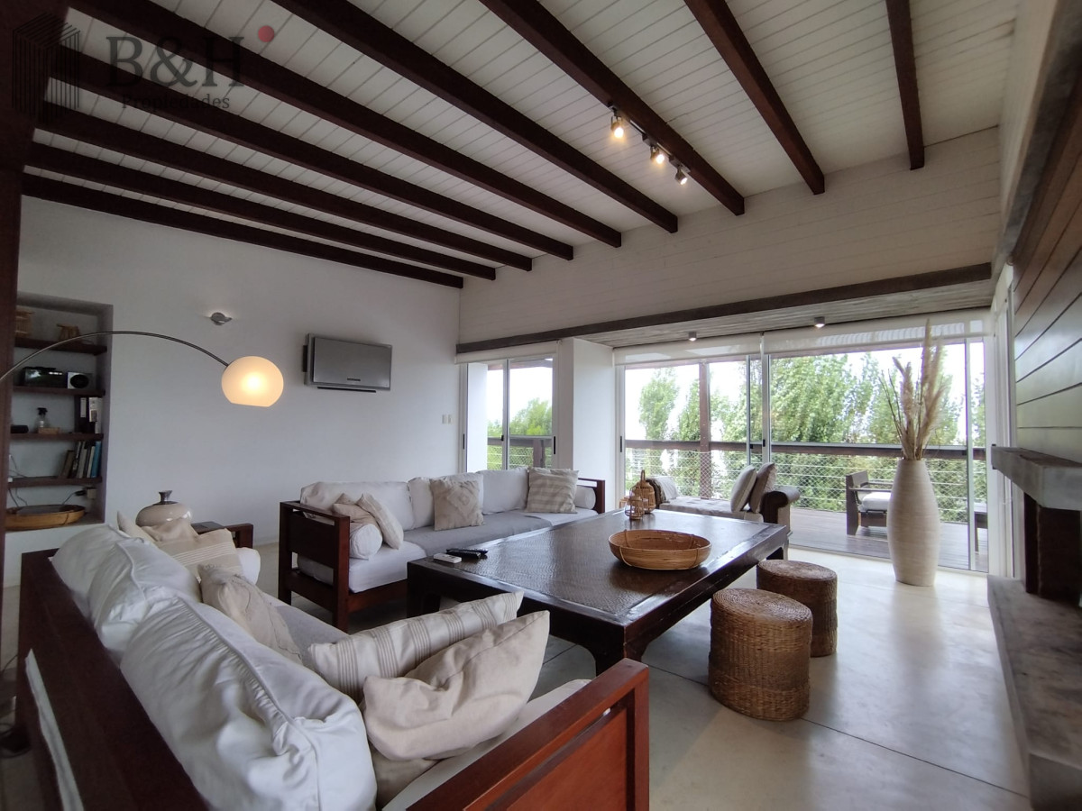 Casa ID.4104 - Casa en Venta, Manantiales, Maldonado.