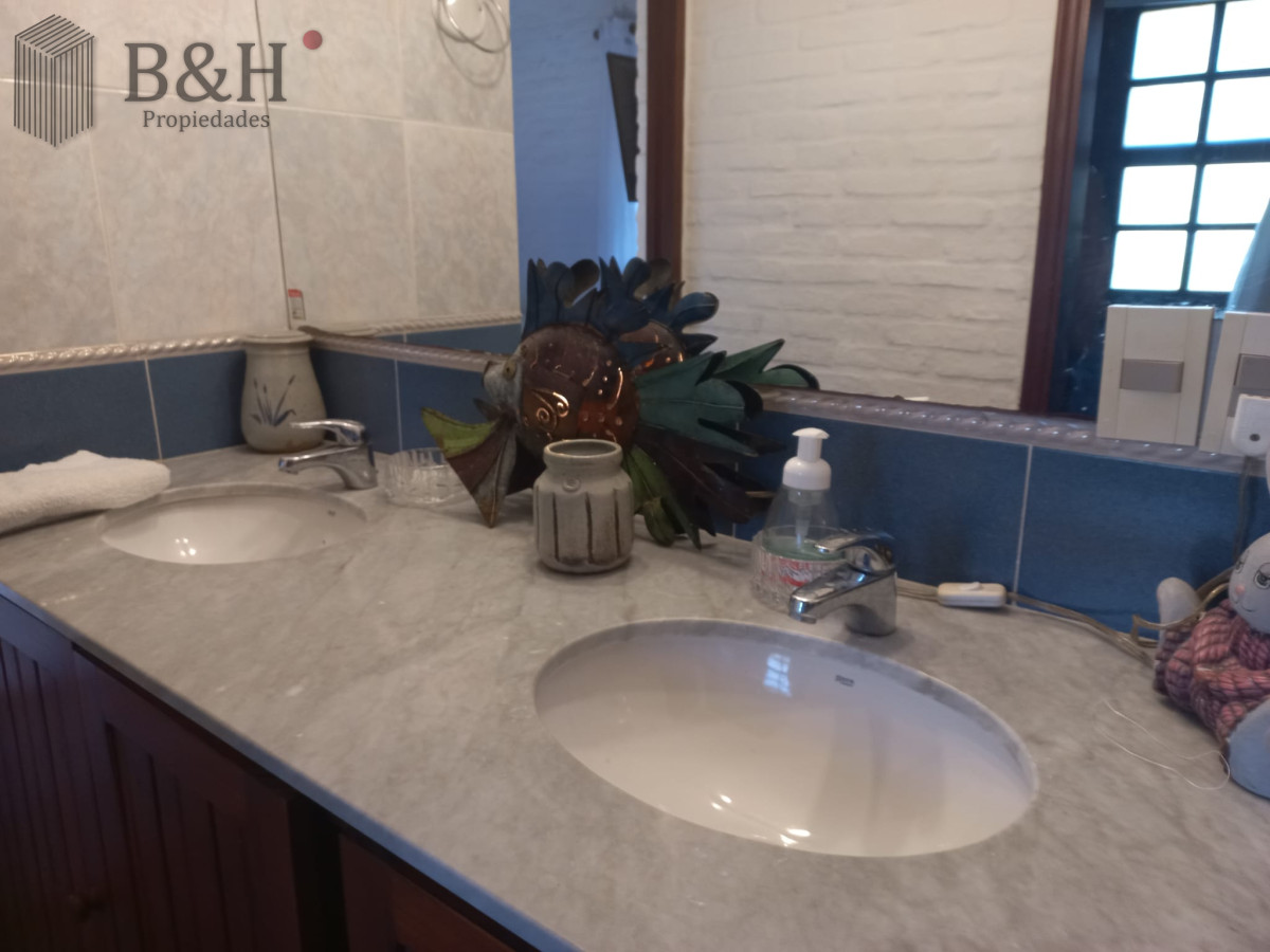 Casa ID.1526 - Alquiler y venta de casa de 3 dormitorios en Punta del Este