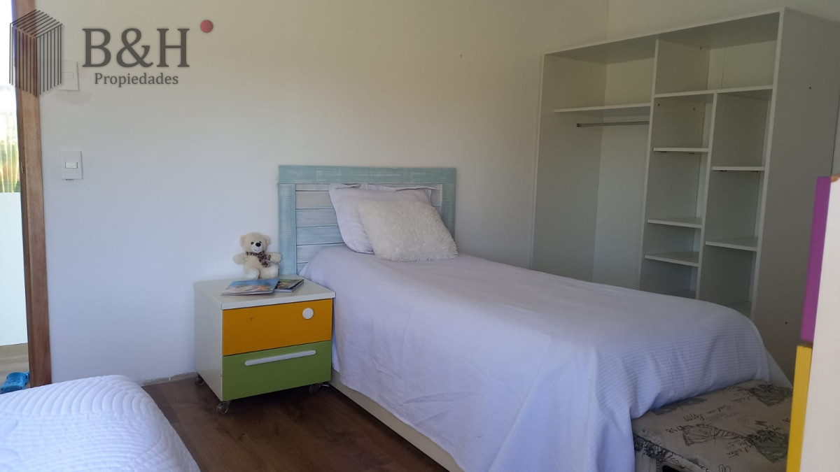 Casa ID.5410 - Alquiler y venta de casa de 4 dormitorios en Barrio Privado El Quijote