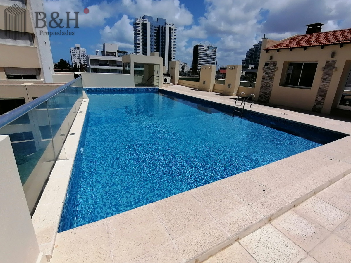Apartamento ID.2940 - Apartamento de 3 dormitorios en venta en Punta del Este