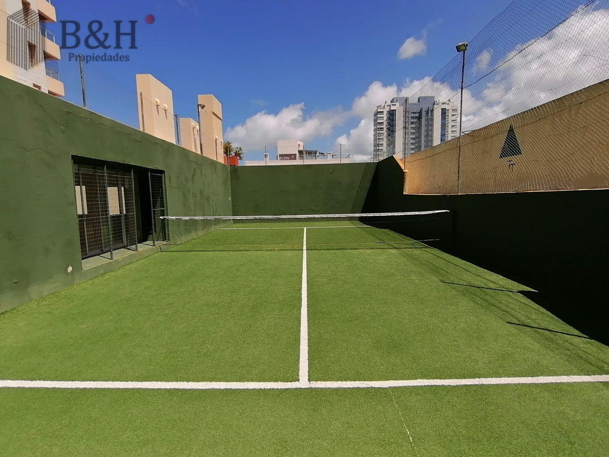Apartamento ID.2940 - Apartamento de 3 dormitorios en venta en Punta del Este