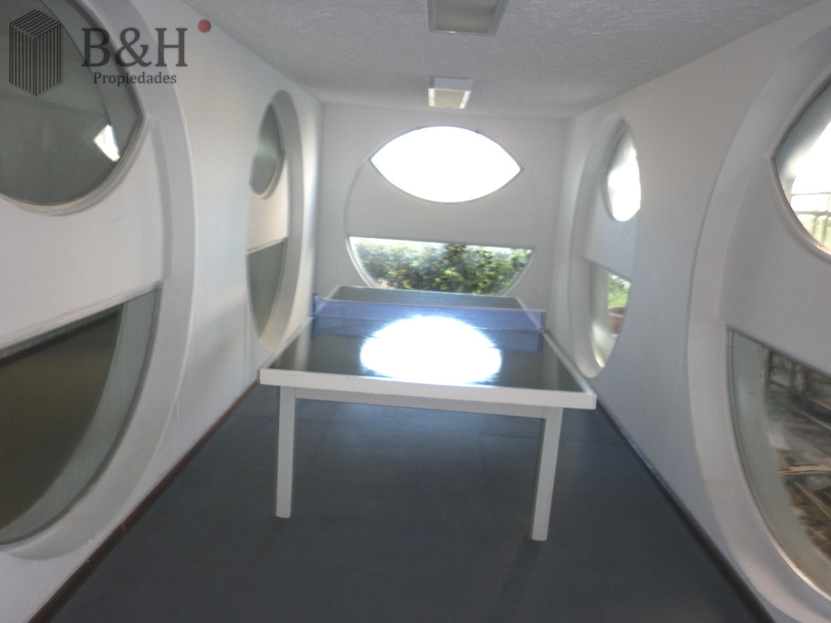 Apartamento ID.5815 -  Alquiler y venta de apartamento de dos dormitorios en Punta del Este