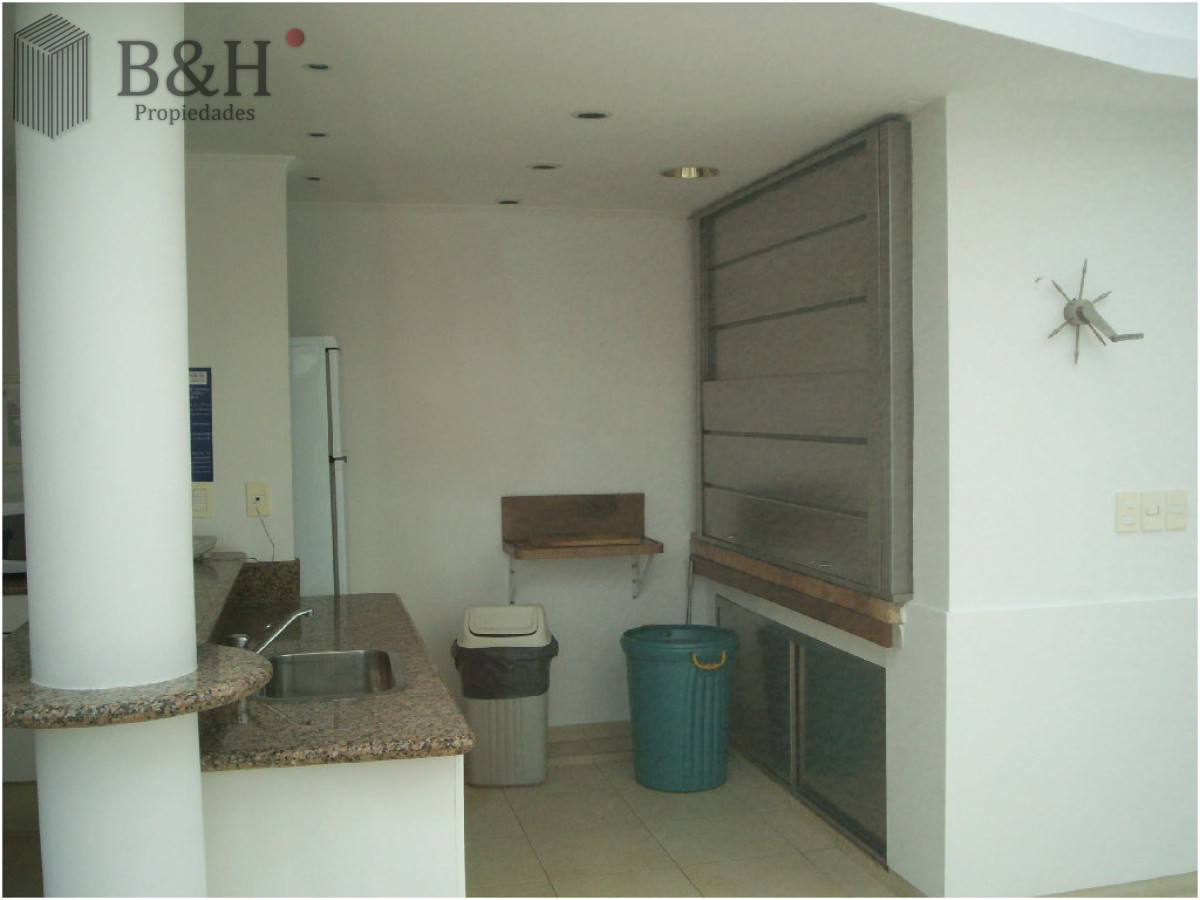 Apartamento ID.8060 - Apto en venta, excelente vista a la playa mansa, isla gorriti.