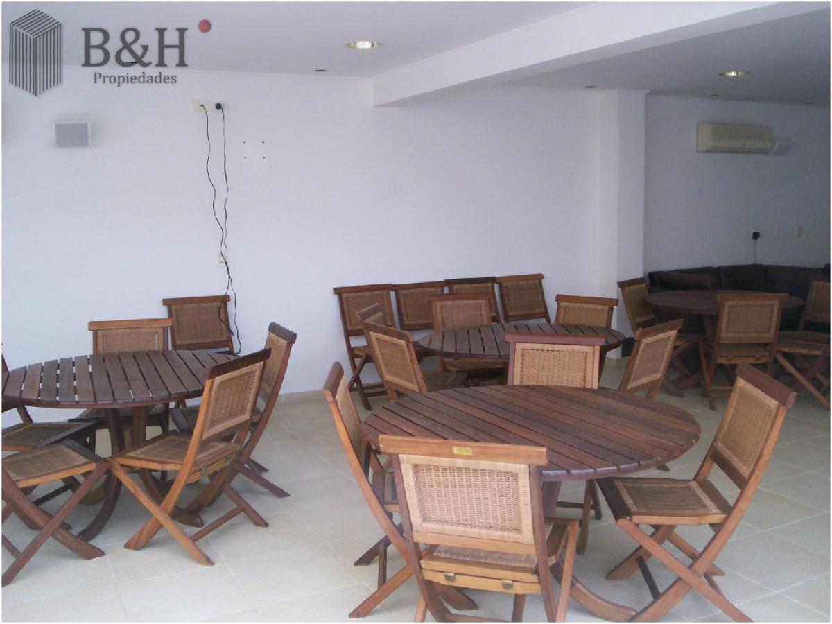 Apartamento ID.8060 - Apto en venta, excelente vista a la playa mansa, isla gorriti.