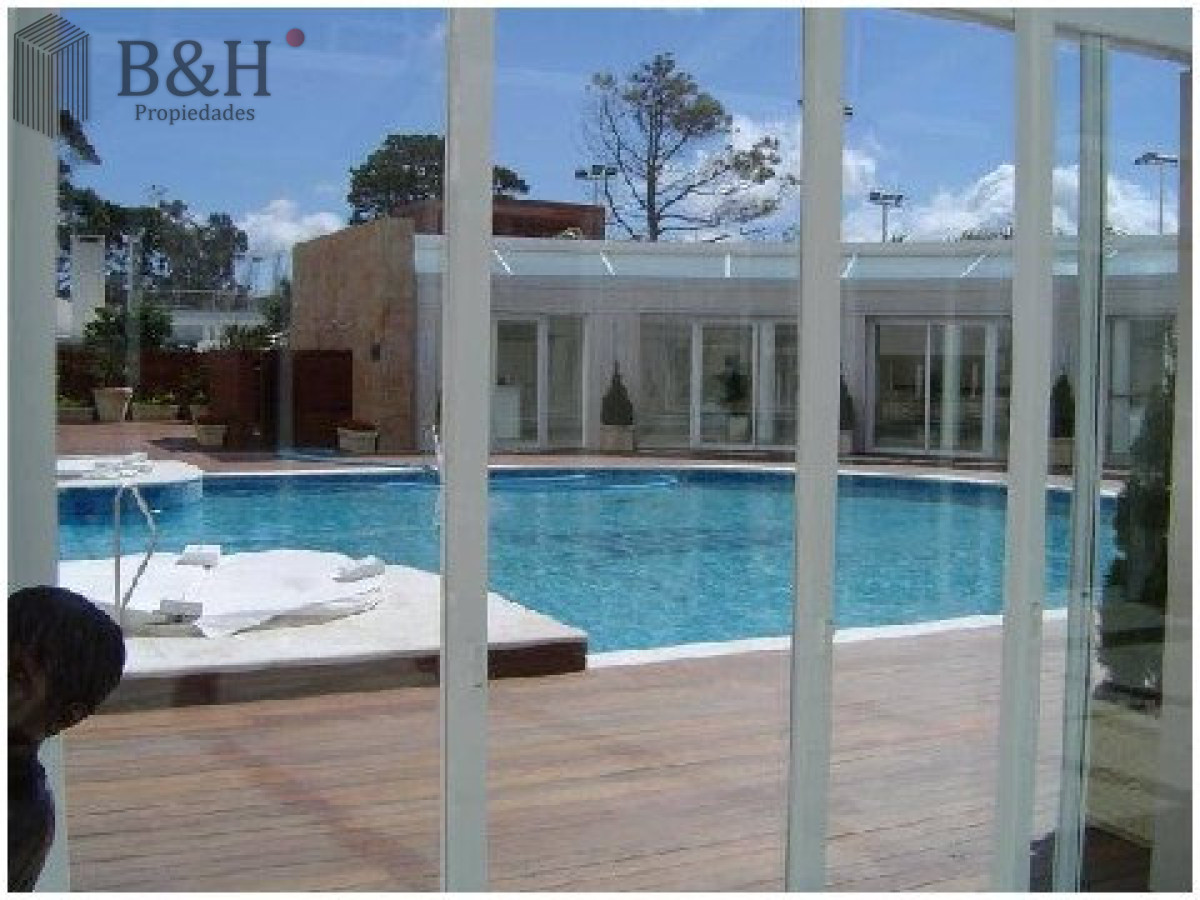 Apartamento ID.8060 - Apto en venta, excelente vista a la playa mansa, isla gorriti.