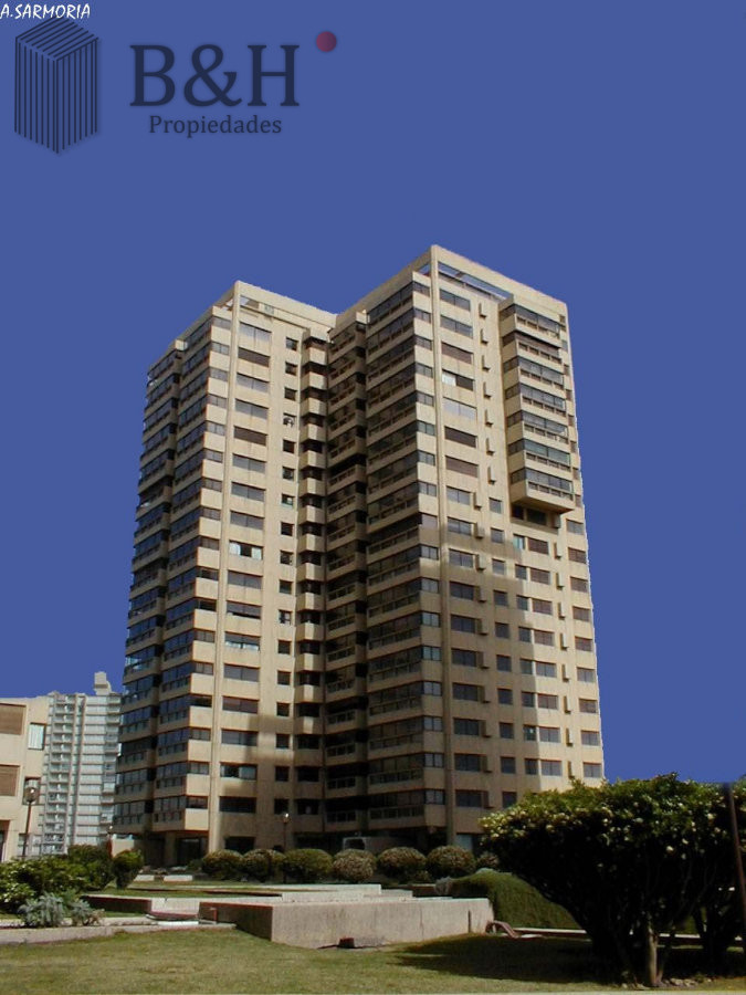 Apartamento ID.6372 - Apartamento en venta de 3 dormitorios en Punta del Este