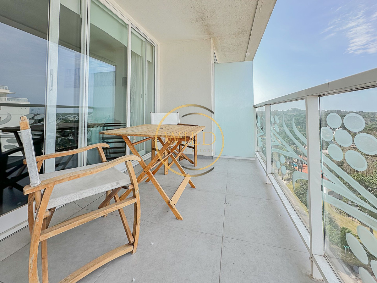 Apartamento ID.2228 - Alquiler temporal, apartamento de1dormitorio y medio en Torre YOO Punta.