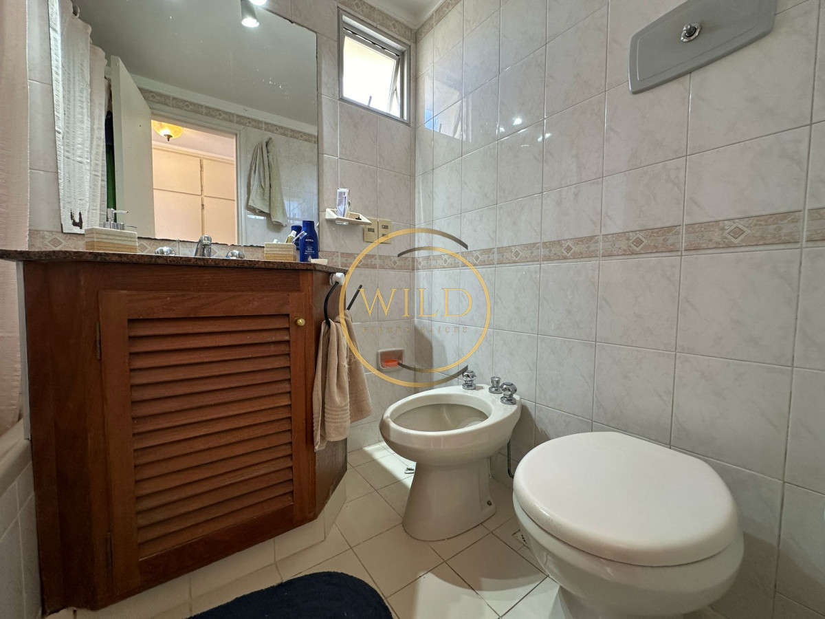 Apartamento ID.2371 - Apartamento en venta  y alquiler de 3 dormitorios en Punta del Este