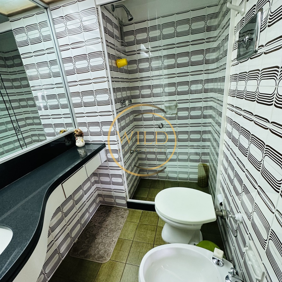 Apartamento ID.5579 - Alquiler y Venta  de apartamento de 3 dormitorios en Punta del Este