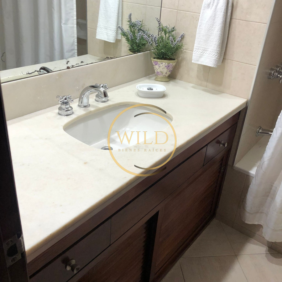 Apartamento ID.5578 - Apartamento de 3 dormitorios en venta en Punta del Este