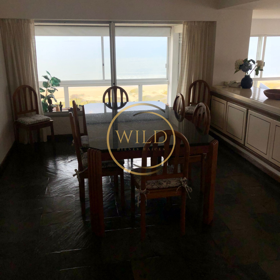Apartamento ID.5578 - Apartamento de 3 dormitorios en venta en Punta del Este