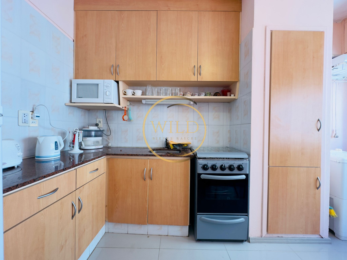 Apartamento ID.1987 - Apartamento de 2 dormitorios, reciclado, en venta, en Punta del Este