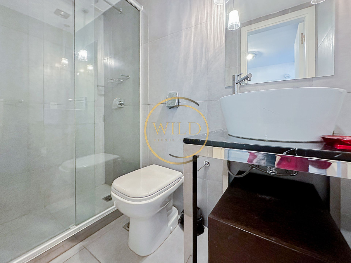 Apartamento ID.2228 - Alquiler temporal, apartamento de1dormitorio y medio en Torre YOO Punta.