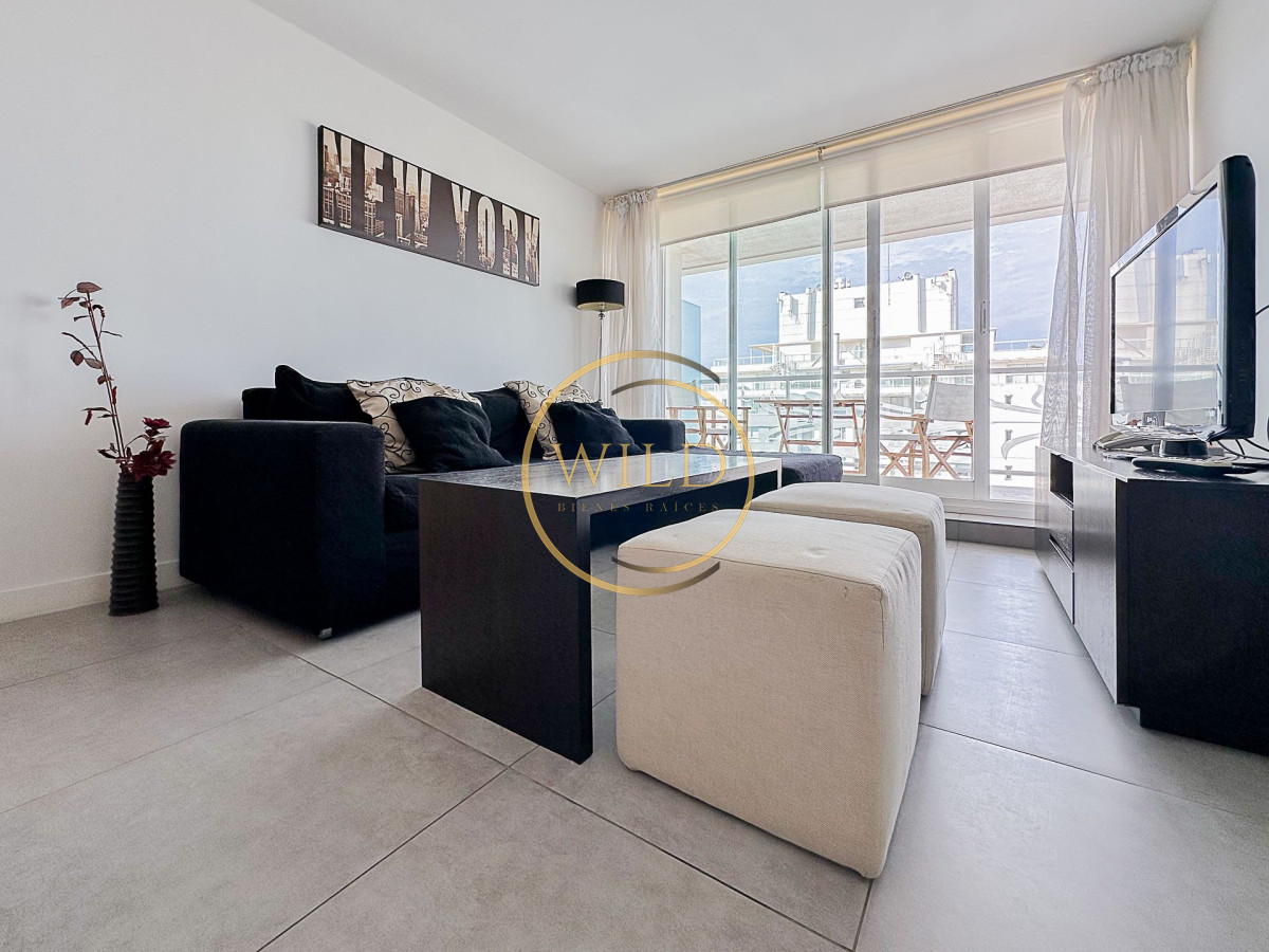 Apartamento ID.2228 - Alquiler temporal, apartamento de1dormitorio y medio en Torre YOO Punta.