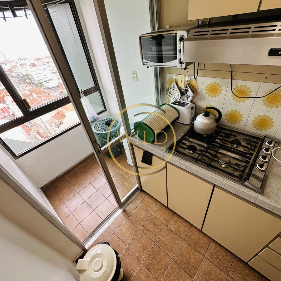 Apartamento ID.5579 - Alquiler y Venta  de apartamento de 3 dormitorios en Punta del Este