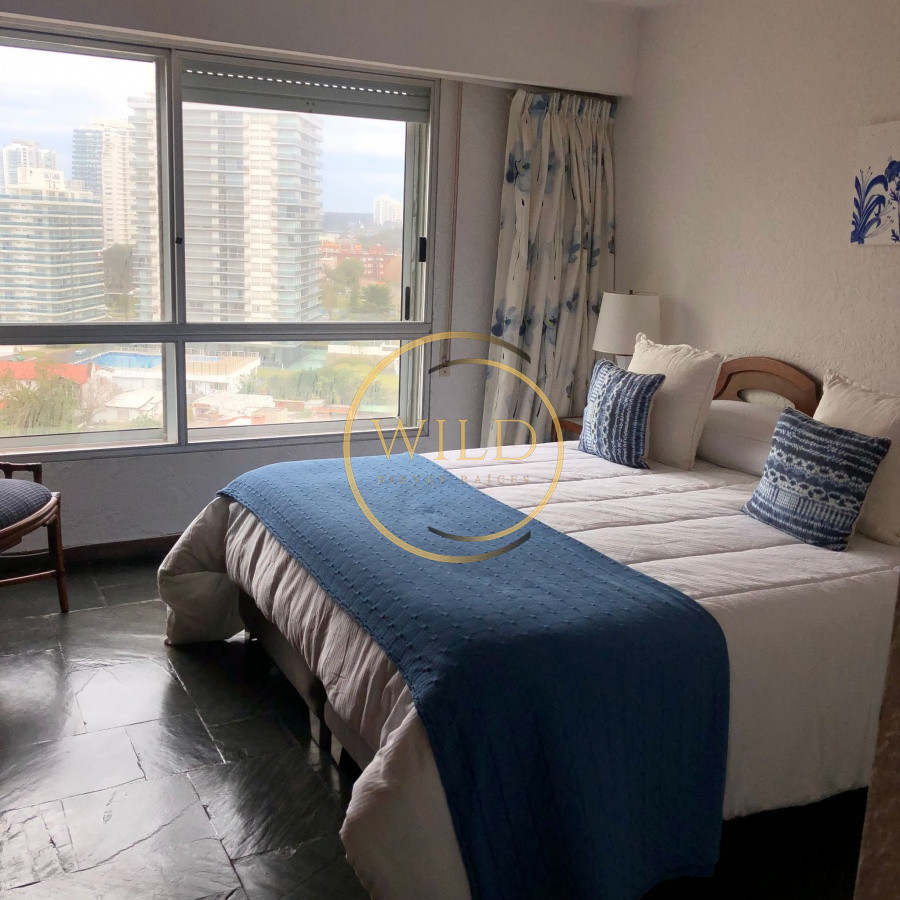 Apartamento ID.5578 - Apartamento de 3 dormitorios en venta en Punta del Este