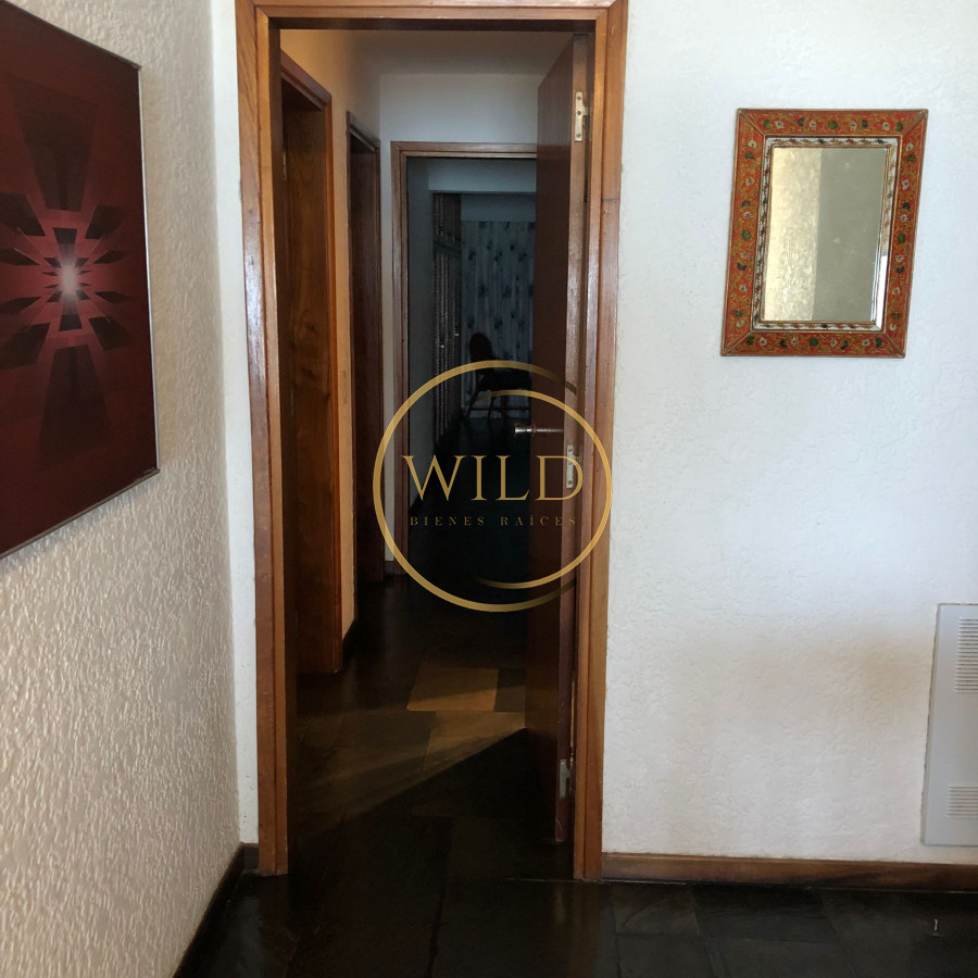 Apartamento ID.5578 - Apartamento de 3 dormitorios en venta en Punta del Este