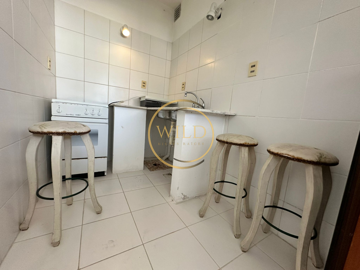 Apartamento ID.2224 - Apartamento de dos dormitorios en venta en Punta del Este.-