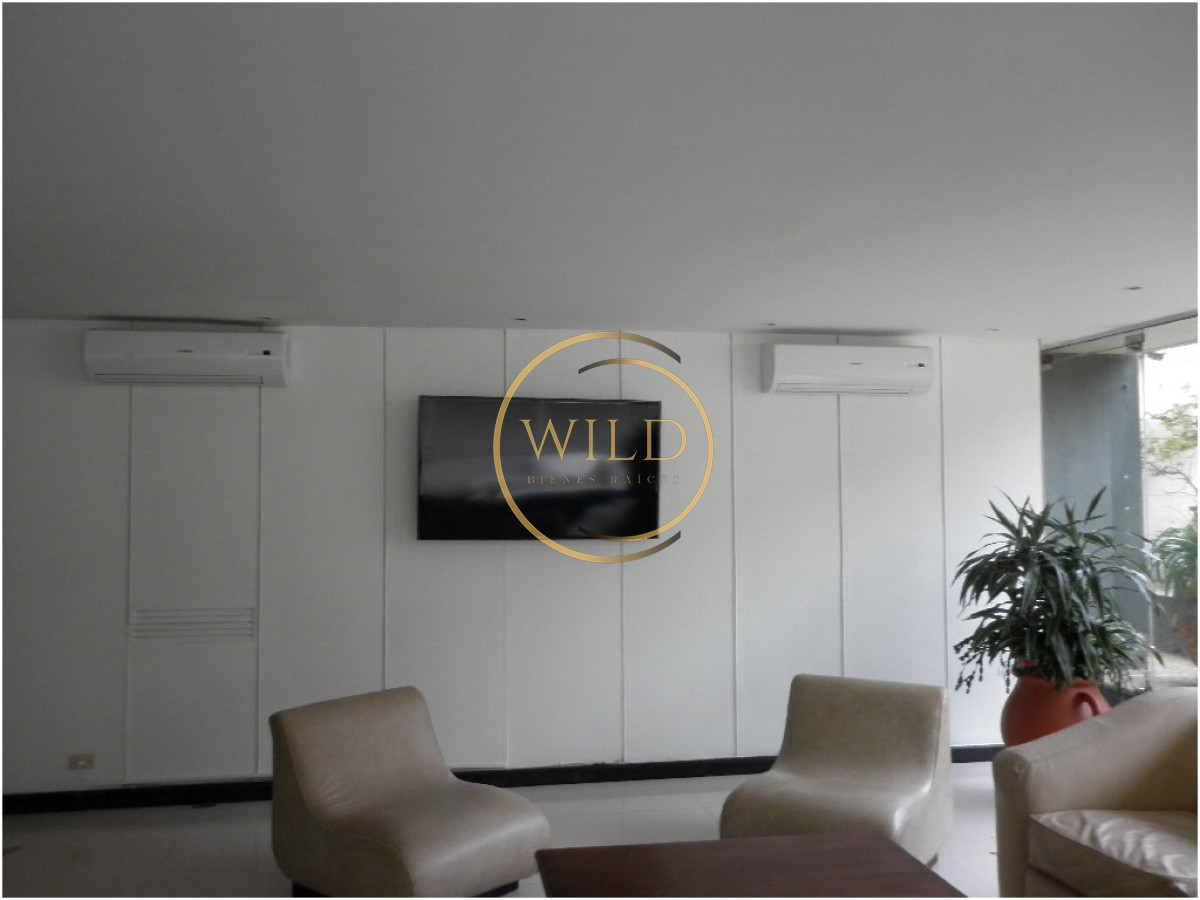 Apartamento ID.5579 - Alquiler y Venta  de apartamento de 3 dormitorios en Punta del Este