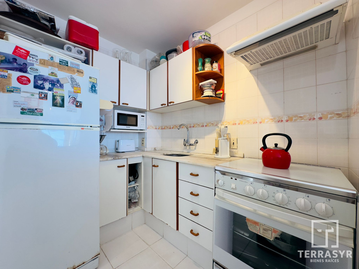 Apartamento ID.775 - Apto en venta de 2 dormitorios, 2 baños, Punta del este. 