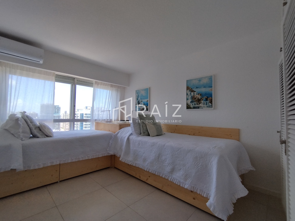 Apartamento ID.10352 - APARTAMENTO EN VENTA 3 DORMITORIOS PUNTA DEL ESTE