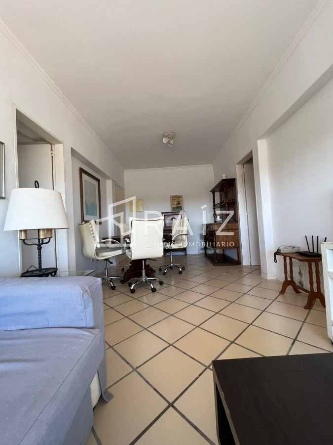 Apartamento ID.11685 - Alquiler y venta de apartamento de dos dormitorios en Punta del Este