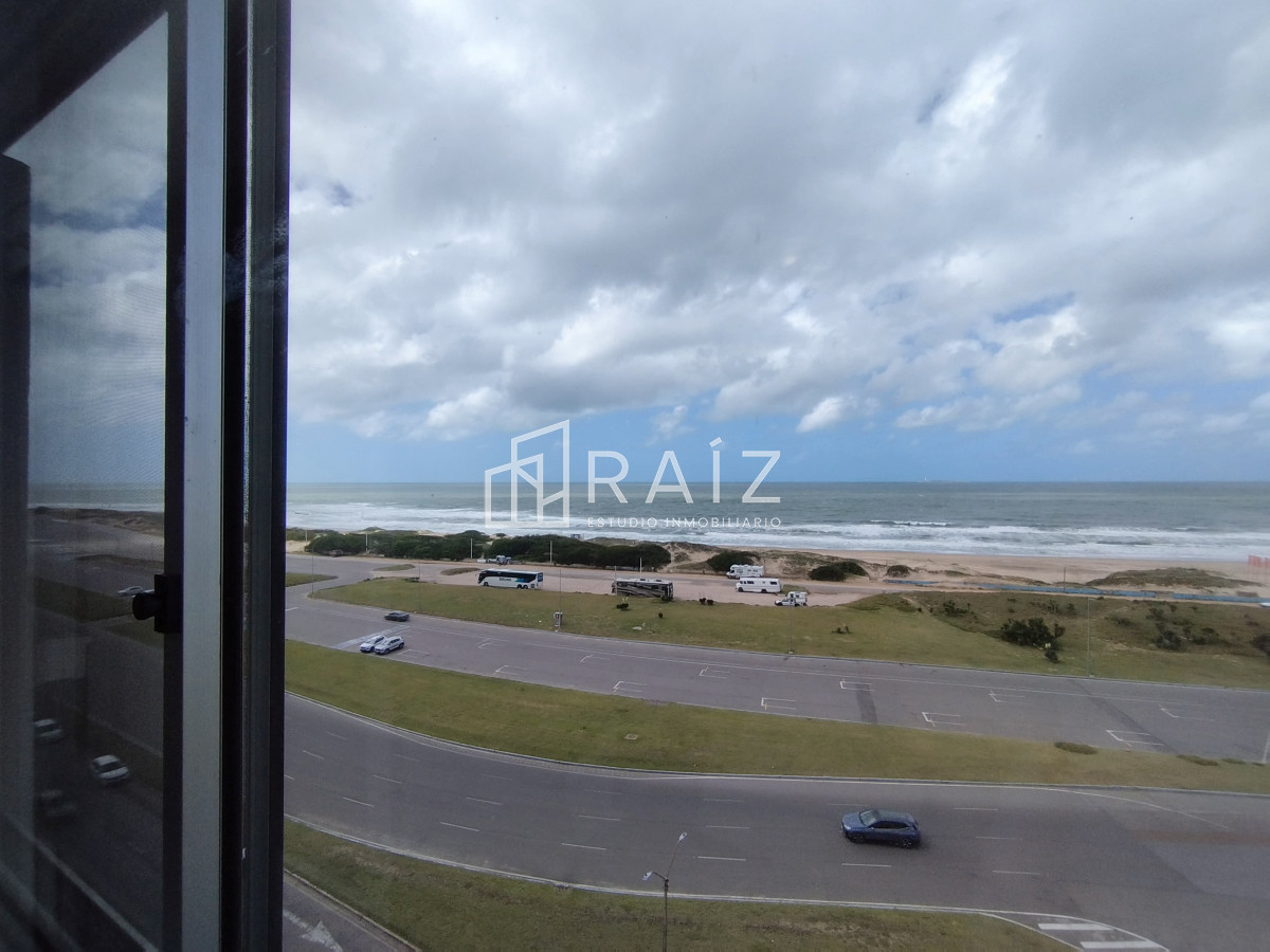 Apartamento ID.10798 - apartamento en venta sobre playa brava