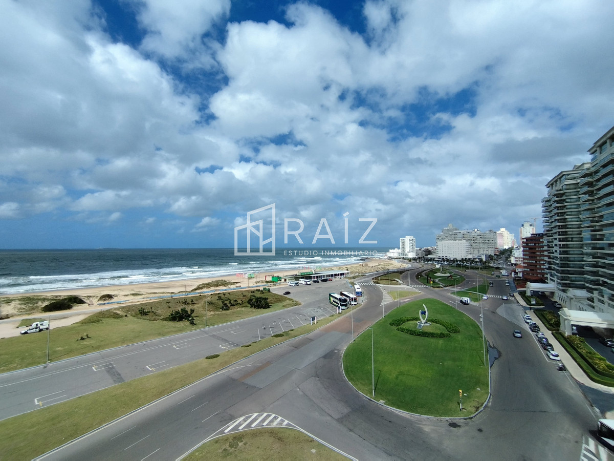 Apartamento ID.10798 - apartamento en venta sobre playa brava