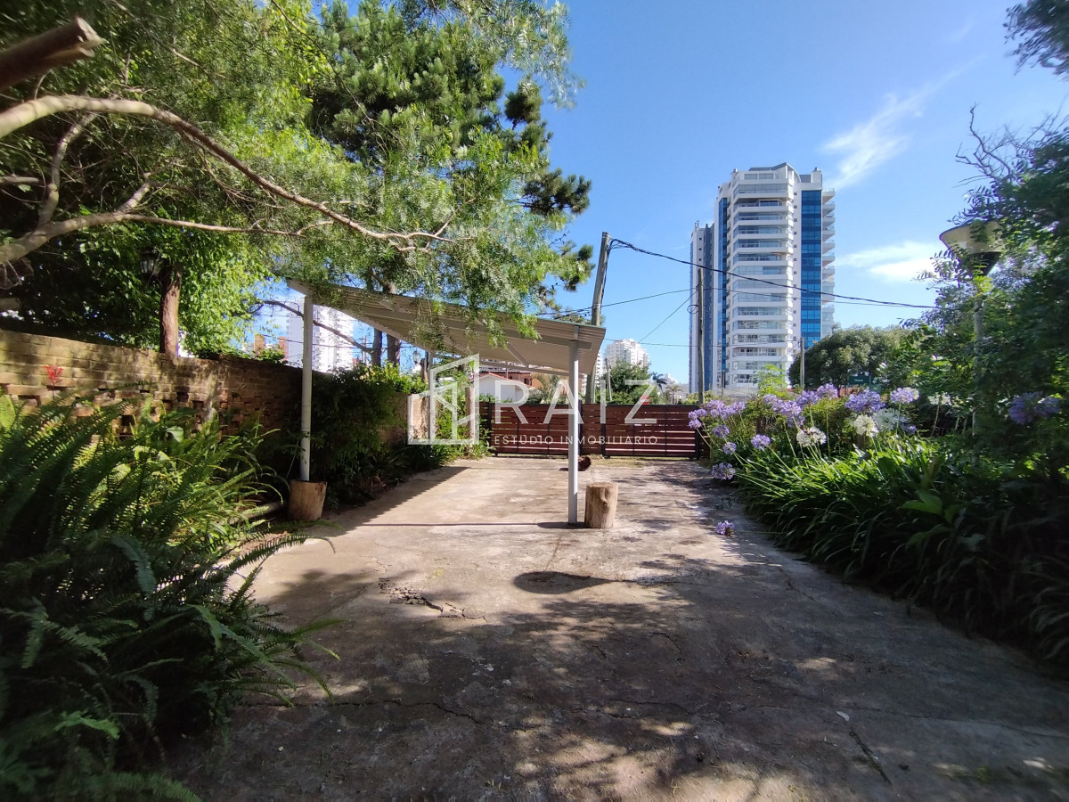 Apartamento ID.10975 - Apartamento en venta de dos dormitorios en Punta del Este