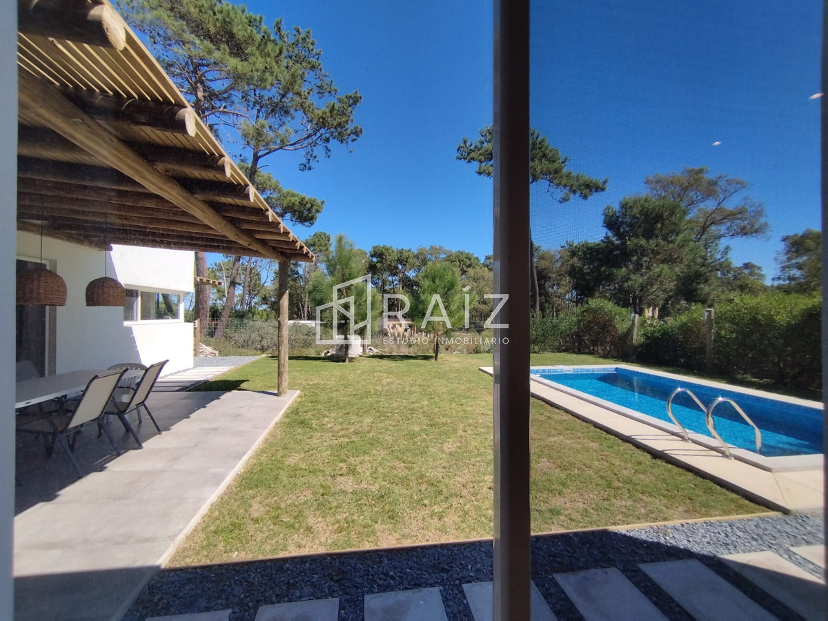 Casa ID.10031 - Venta de Casa en la barra- Maldonado