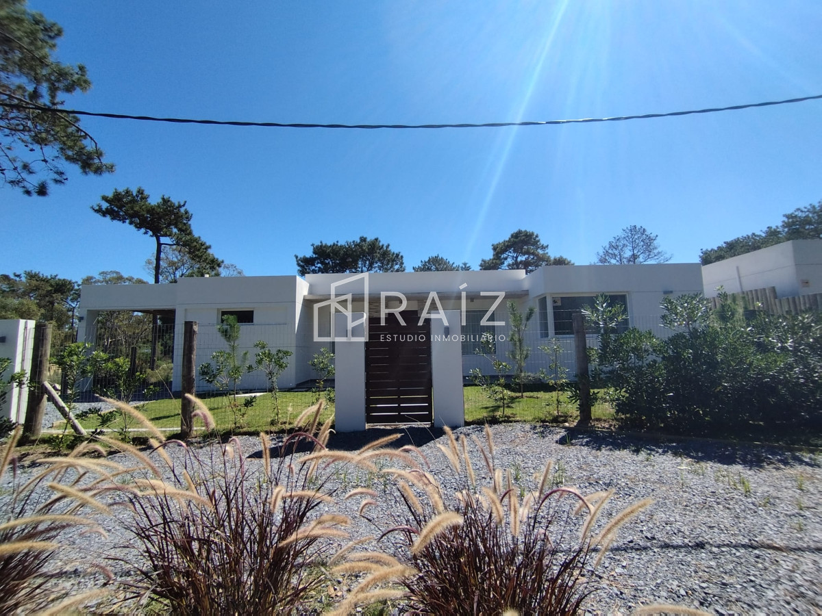 Casa ID.10031 - Venta de Casa en la barra- Maldonado