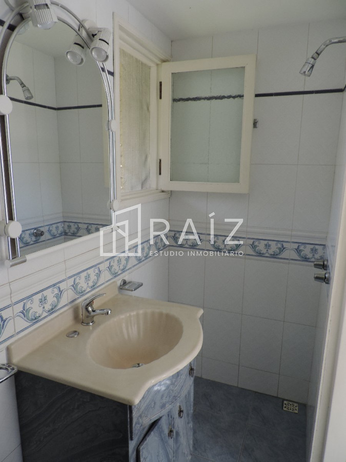 Casa ID.10524 - VENDO CASA DE 5 DORMITORIOS EN PUNTA DEL ESTE