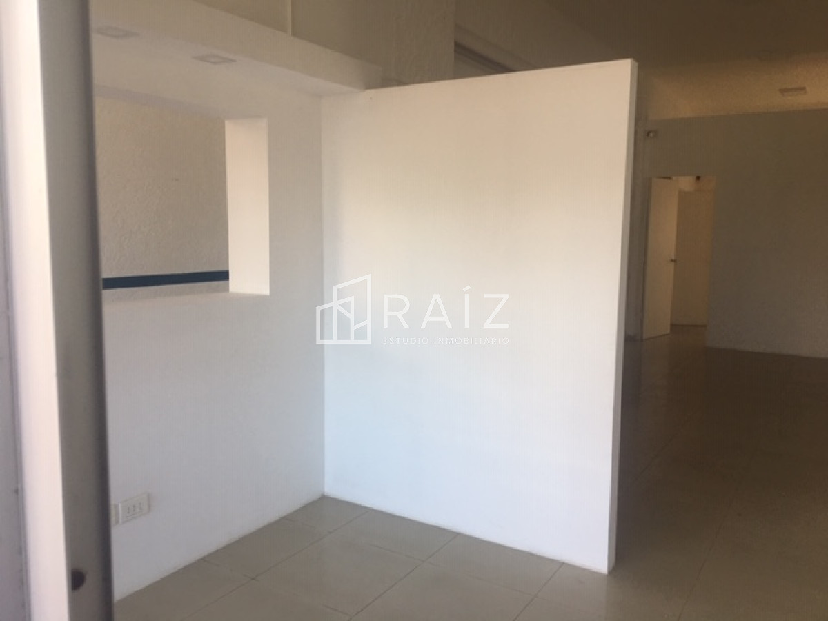Local Comercial ID.10844 - Local en Venta 