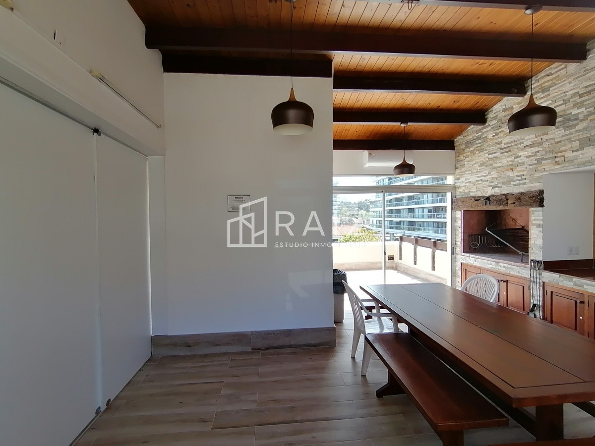Apartamento ID.11138 - Apartamento en venta de dos dormitorios en Punta del Este