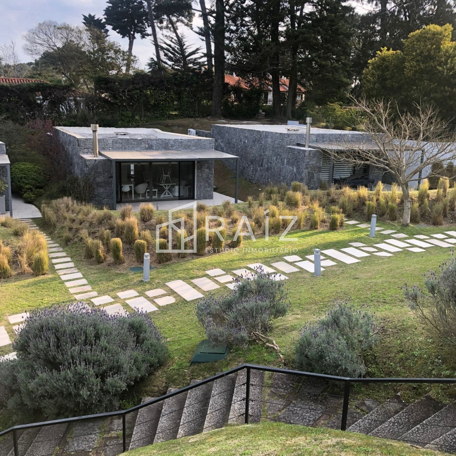 Apartamento ID.10704 - Apartamento En Unique, En Venta, San Rafael, Punta Del Este.