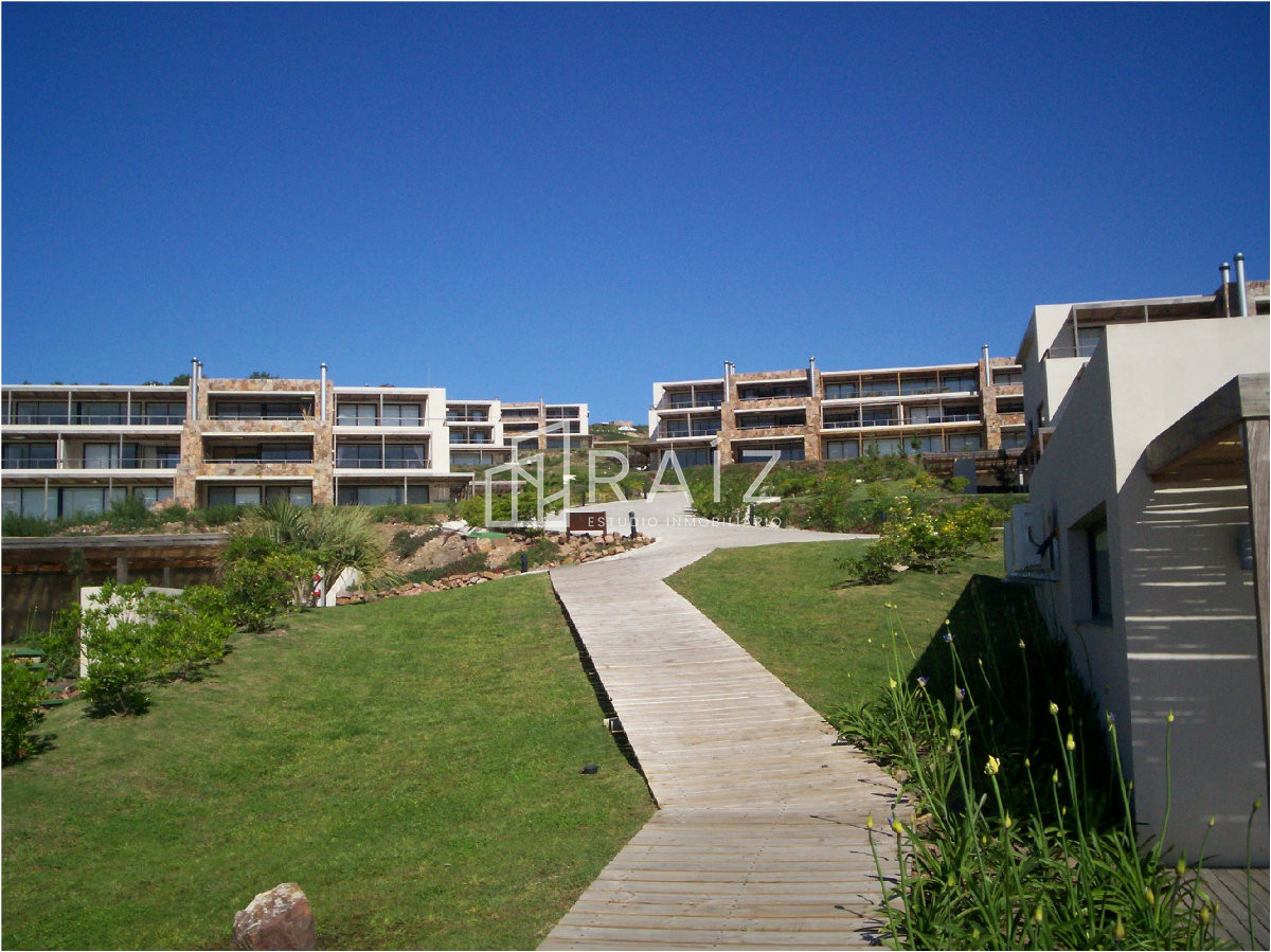 Apartamento ID.12195 - VENTA APARTAMENTO 2 DORMITORIOS PUNTA BALLENA