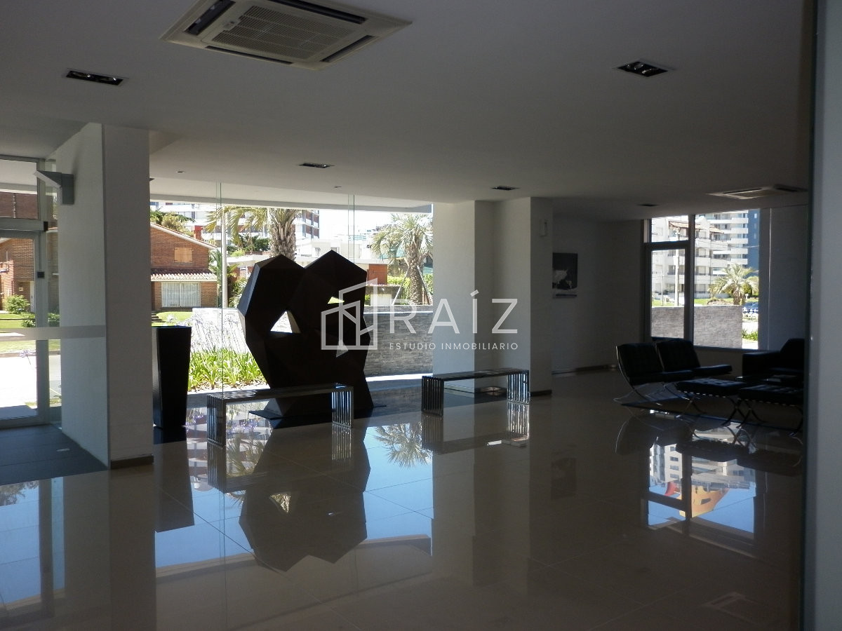 Apartamento ID.10244 - APARTAMENTO EN VENTA 3 DORMITORIOS PUNTA DEL ESTE